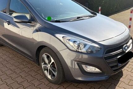 Hyundai i30 175.700 km 7.450 &euro; Duisburg 47167