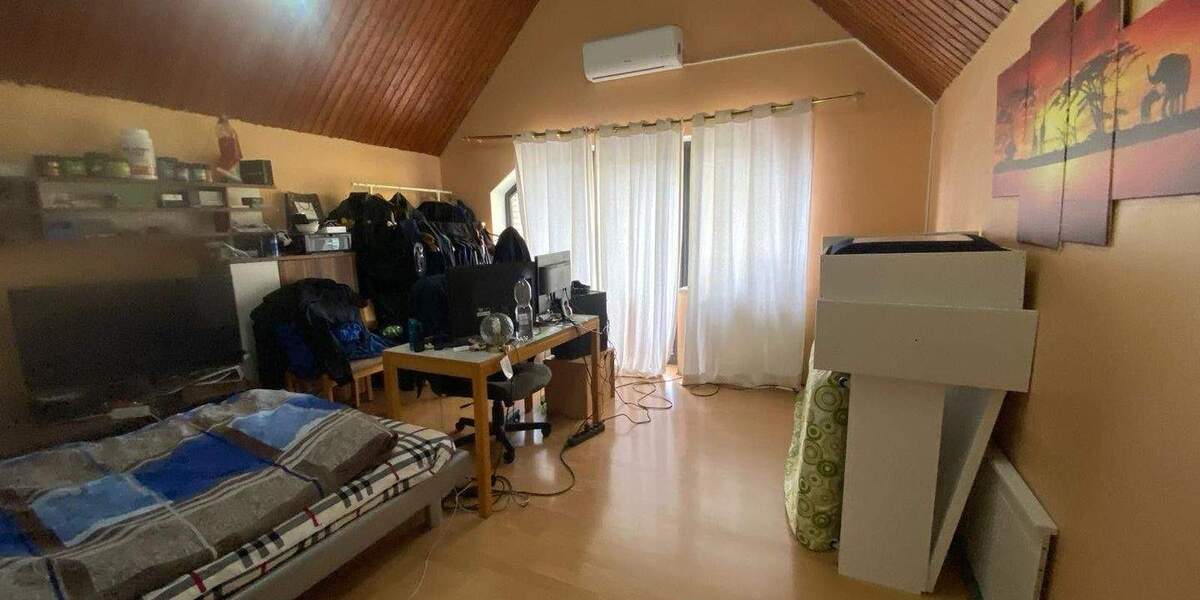 Mehrfamilienhaus, Wohnhaus Neuss Weissenberg - 6 Zimmer, 137 m&sup2;, 530.000&euro; | Angebot:25662243