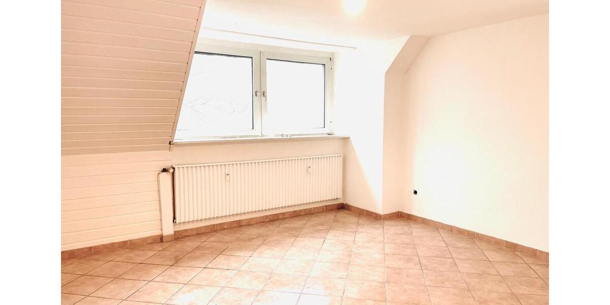 Dachgeschoßwohnung Essen Stadtbezirk III - 3 Zimmer, 72 m&sup2;, 799&euro; | Angebot:26374048