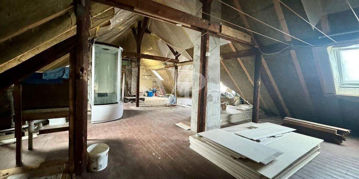 Etagenwohnung Velbert Mitte - 4 Zimmer, 116 m&sup2;, 245.000&euro; | Angebot:24544902