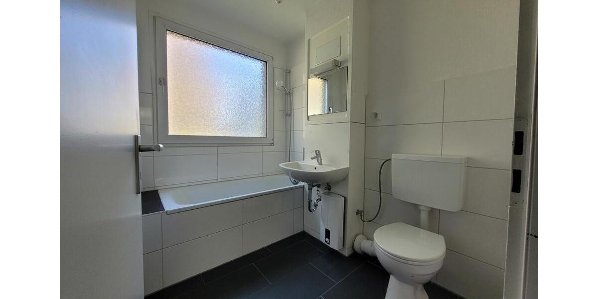 Dachgeschoßwohnung Duisburg Hamborn - 2 Zimmer, 54 m&sup2;, 380&euro; | Angebot:24628162