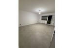 Modernisierte 2-Zimmer-Wohnung mit KochInsel, Balkon & 2 Stellplätzen - mitten in Dormagen-Zentrum