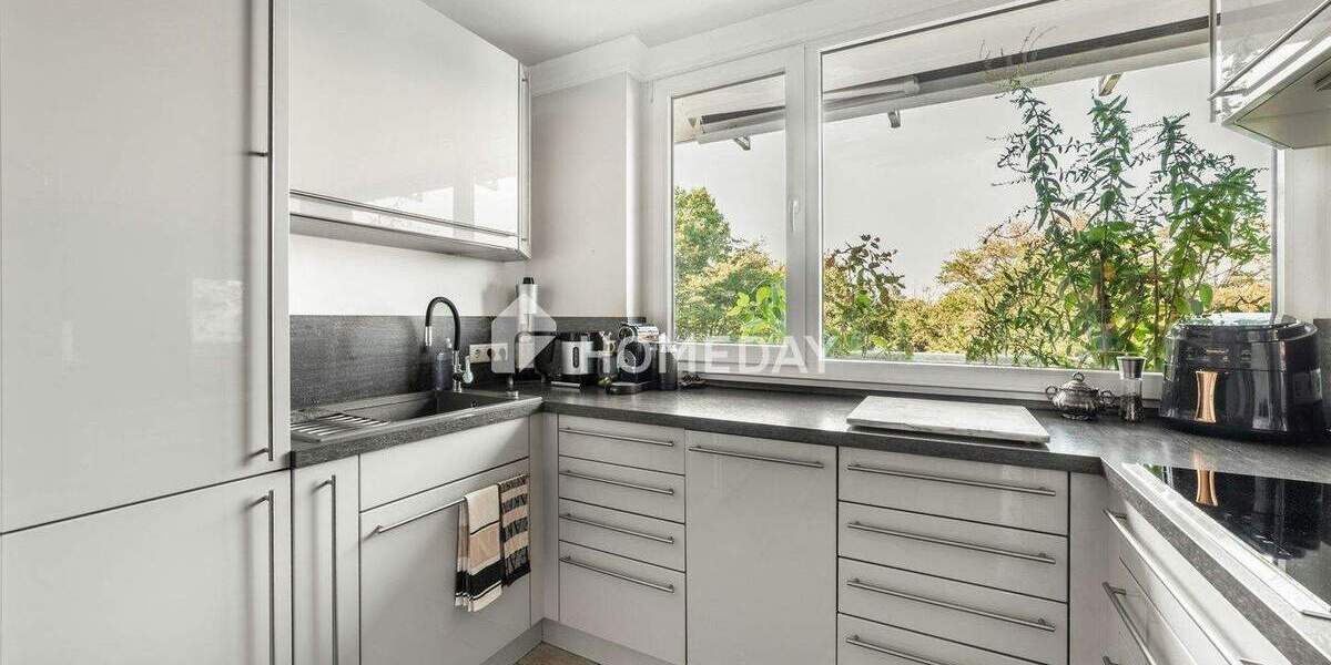 Etagenwohnung Düsseldorf Golzheim - 3 Zimmer, 94 m&sup2;, 499.000&euro; | Angebot:25425716