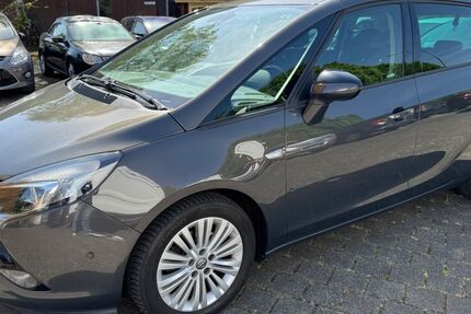 Opel Zafira 176.000 km 6.999 &euro; Neuss 41462