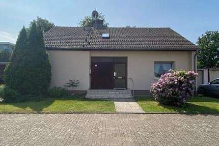 Haus zum Kaufen in Duisburg 428.000 € 120 m² 5 zimmer