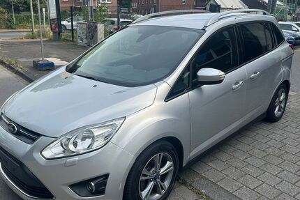 Ford Grand C-Max 179.000 km 5.590 &euro; Duisburg 47226