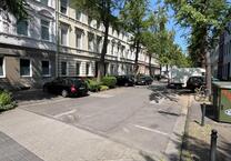 Helle schöne 3 Zimmer Wohnung mitten in der Stadt