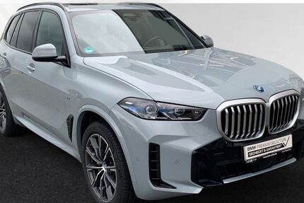 BMW X5 8.536 km 88.888 € Geldern 47608