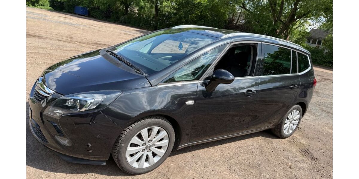 Opel Zafira Tourer 187.000 km 8.990 &euro; Duisburg 47166