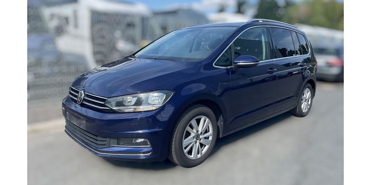 VW Touran 164.000 km 16.900 &euro; Essen 45309