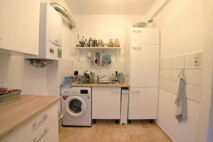 Etagenwohnung Düsseldorf Stadtmitte - 1 Zimmer, 50 m&sup2;, 700&euro; | Angebot:25278878