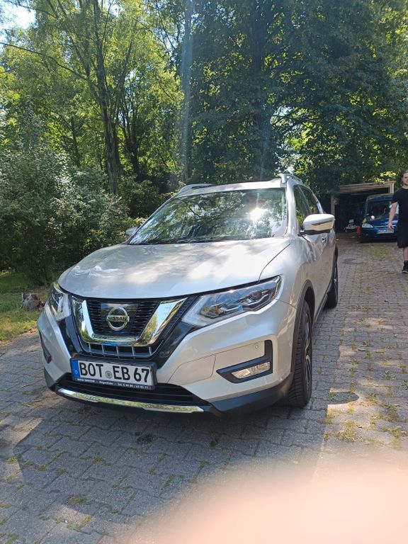 Nissan X-Trail 77.800 km 17.400 € Bottrop 46236