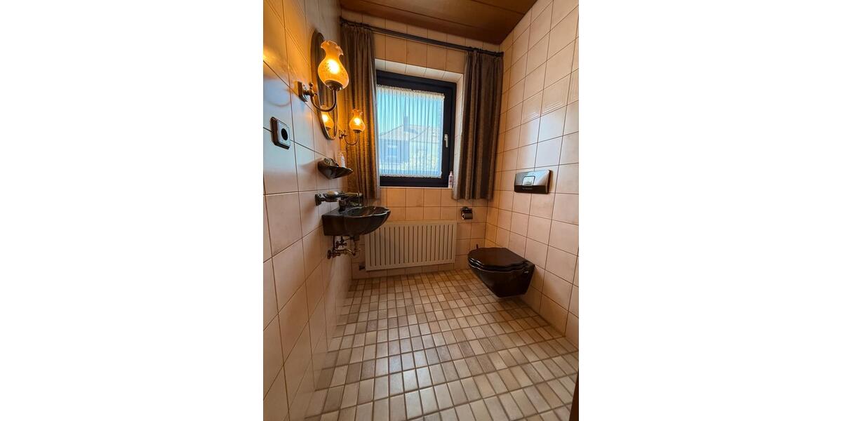Einfamilienhaus Gladbeck - 7 Zimmer, 185 m&sup2;, 2.600&euro; | Angebot:26443116