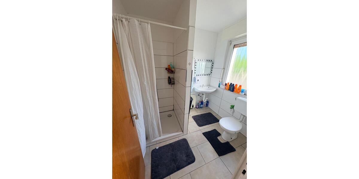 Etagenwohnung Duisburg Rheinhausen - 2.5 Zimmer, 57 m&sup2;, 450&euro; | Angebot:26233290