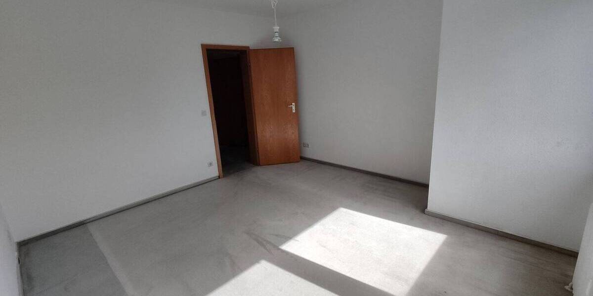Terrassenwohnung Dinslaken Innenstadt - 4 Zimmer, 147 m&sup2;, 260.000&euro; | Angebot:26418076