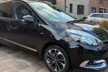 Renault Scenic 119.000 km 8.900 € Mönchengladbach - Odenkirchen 41199