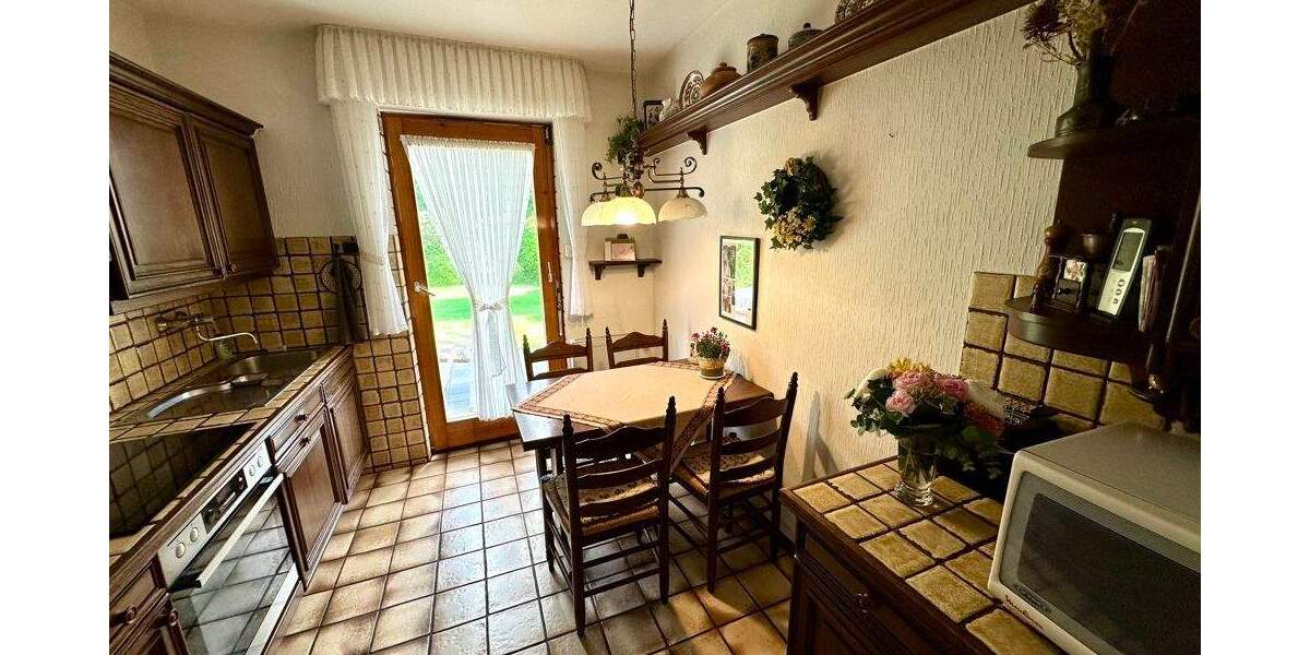 Doppelhaushälfte Duisburg Bergheim - 7 Zimmer, 149 m&sup2;, 379.000&euro; | Angebot:24782879