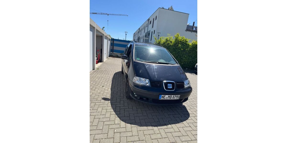 Seat Alhambra 201.000 km 4.000 &euro; Willich 47877
