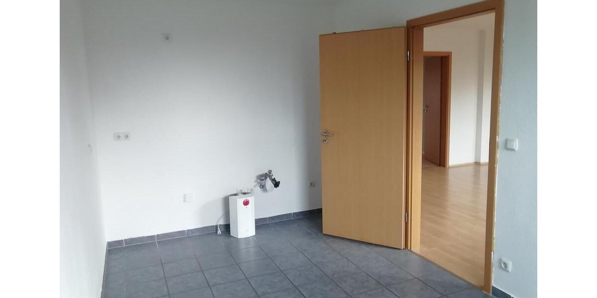 Dachgeschoßwohnung Oberhausen Alt-Oberhausen - 3 Zimmer, 72 m&sup2;, 450&euro; | Angebot:25443967