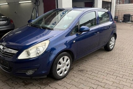 Opel Corsa D 163.000 km 2.499 &euro; Duisburg 47051