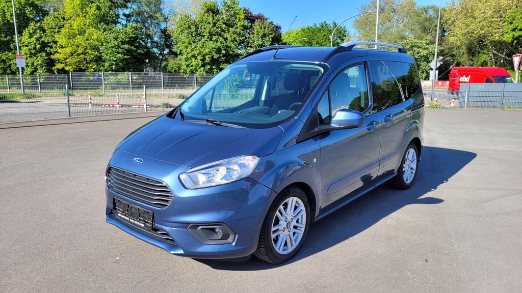Ford Tourneo Courier 71.000 km 12.900 &euro; Essen 45356
