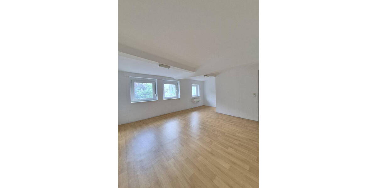 Mehrfamilienhaus, Wohnhaus Krefeld Stadtmitte - 8 Zimmer, 316 m&sup2;, 565.700&euro; | Angebot:26330490