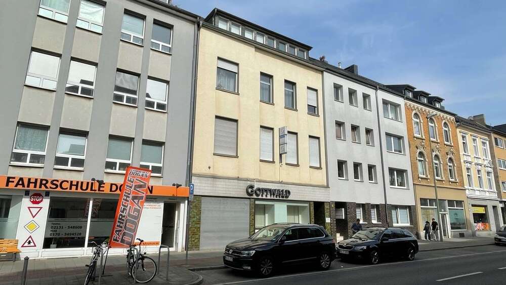 Einfamilienhaus Neuss Furth-Süd - 16 Zimmer, 492 m&sup2;, 1.100.000&euro; | Angebot:26394577