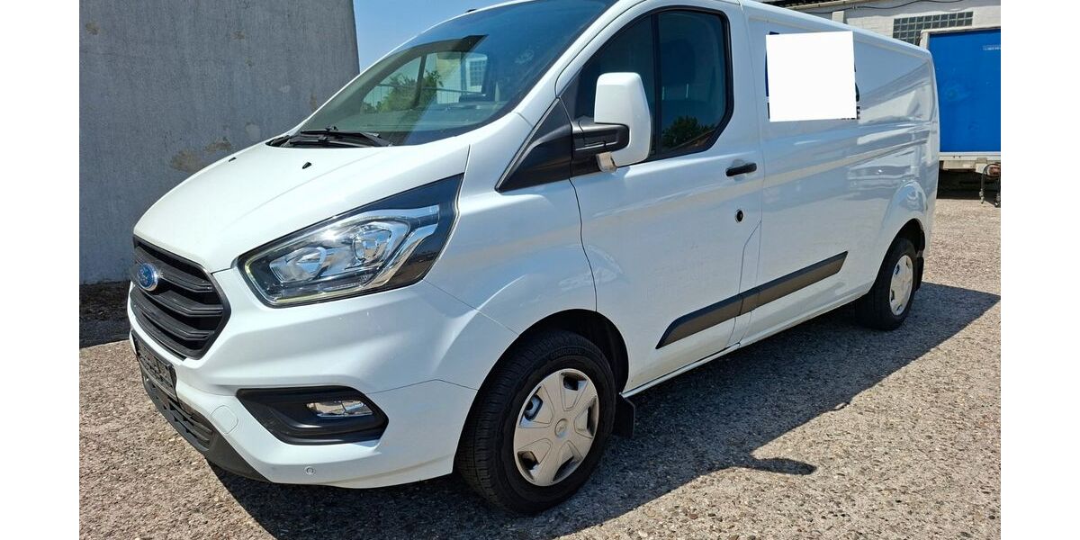 Ford Transit Custom 243.484 km 10.300 &euro; Gelsenkirchen 45881