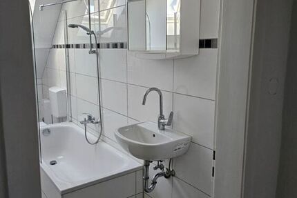 Essen-Kray, moderne 2 Zimmer-Wohnung 55qm, Sackgasse, renoviert