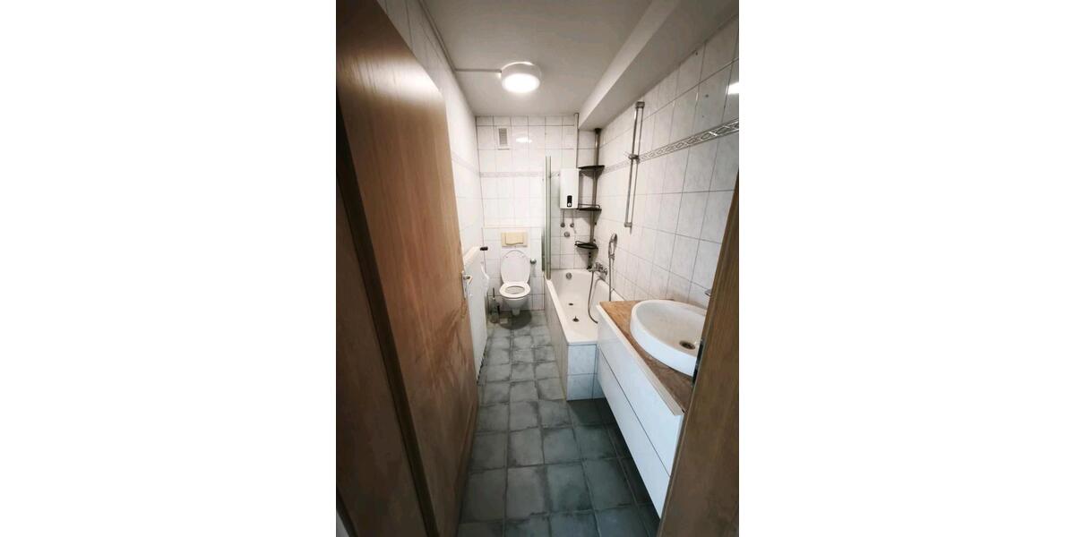 Etagenwohnung Oberhausen - 4 Zimmer, 77 m&sup2;, 970&euro; | Angebot:26288110