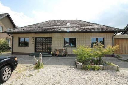 Haus Rheinberg Ossenberg - 7 Zimmer, 257 m&sup2;, 550.000&euro; | Angebot:25670152