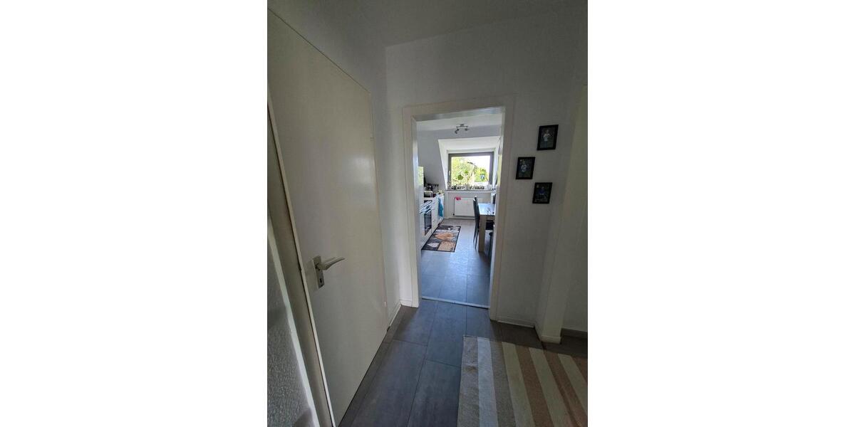 Dachgeschoßwohnung Essen Stadtbezirk IV - 3 Zimmer, 67 m&sup2;, 855&euro; | Angebot:26366523