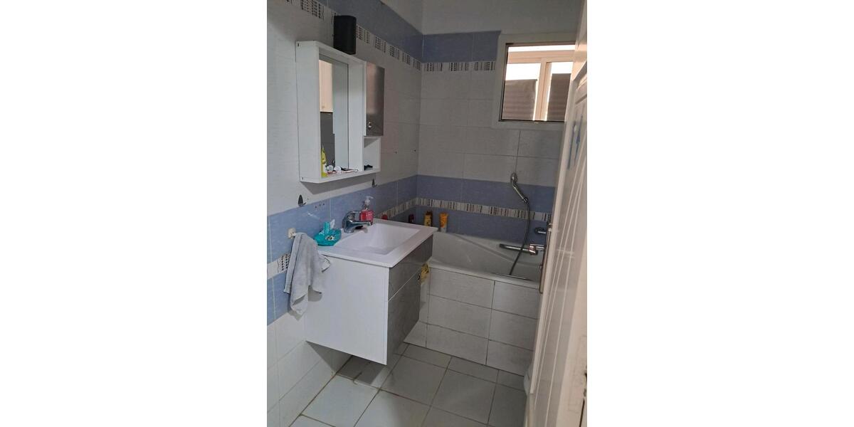 Etagenwohnung Duisburg Großenbaum - 3 Zimmer, 76 m&sup2;, 55.000&euro; | Angebot:27096038