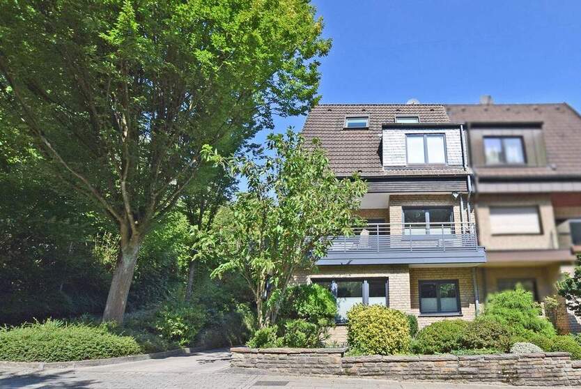 Top-Zustand! Charmante Doppelhaushälfte in idyllischer Lage 5 zimmer