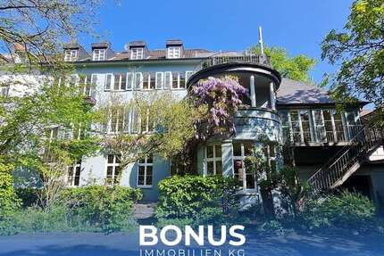 Haus zum Kaufen in Mönchengladbach Rheydt 1.480.000 € 655 m²