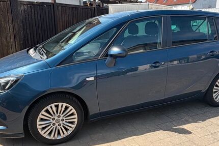 Opel Zafira Tourer 87.000 km 9.500 &euro; Kamp-Lintfort 47475