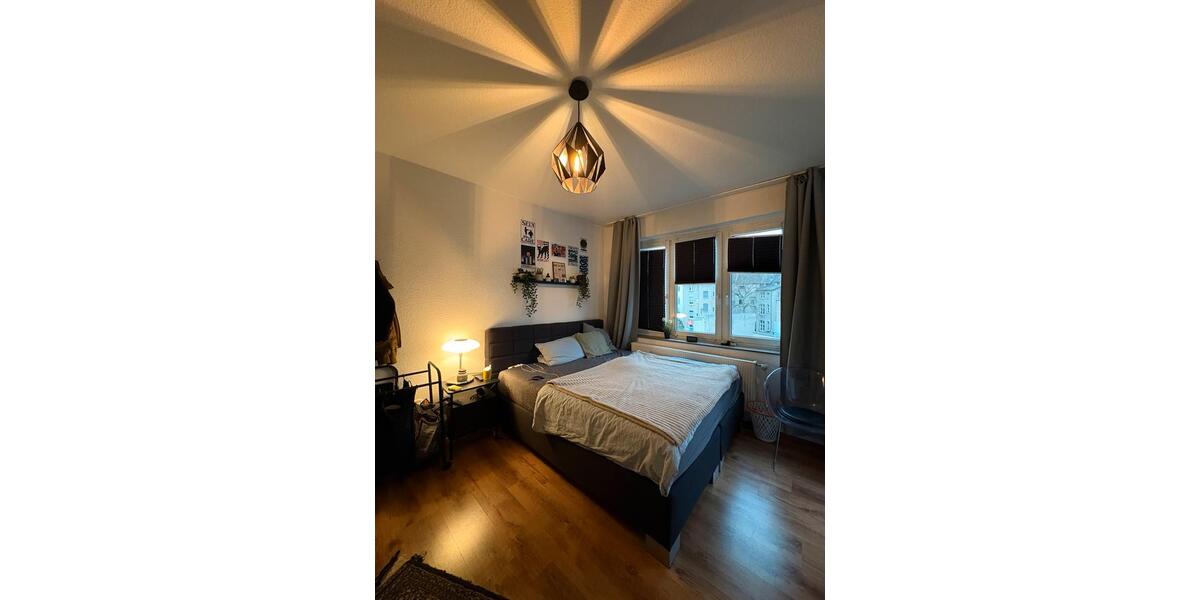 Etagenwohnung Düsseldorf Oberbilk - 2 Zimmer, 50 m&sup2;, 675&euro; | Angebot:25079943