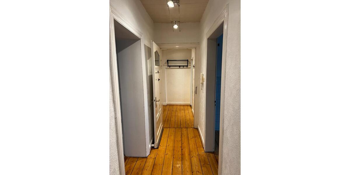 Etagenwohnung Oberhausen Schmachtendorf - 3 Zimmer, 72 m&sup2;, 720&euro; | Angebot:25612847