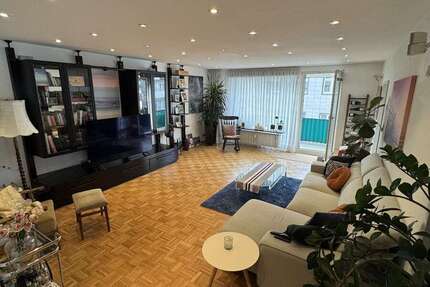 Wohnung zum Mieten in Düsseldorf 1.900 € 113 m² 3 zimmer