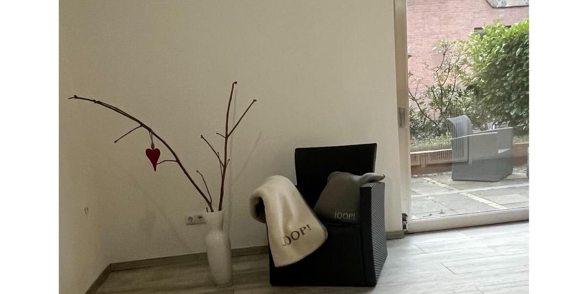 Etagenwohnung Duisburg Großenbaum - 2 Zimmer, 80 m&sup2;, 670&euro; | Angebot:25510501