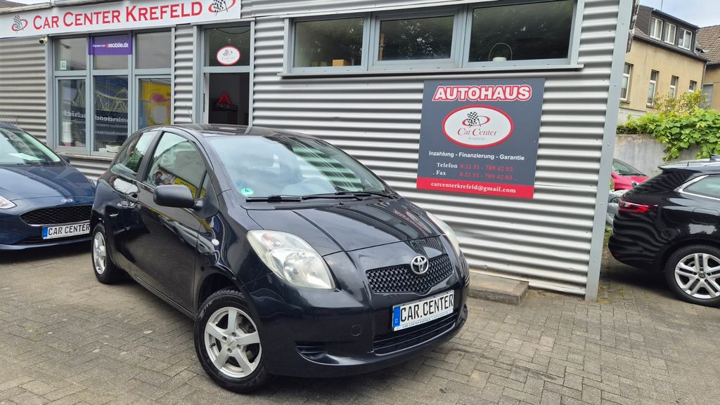 Toyota Yaris 180.200 km 2.300 &euro; Krefeld 47798