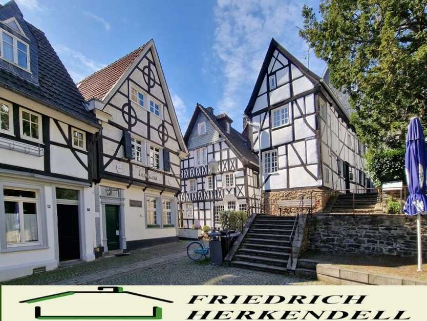 Haus zum Kaufen in Essen 785.000 € 157.88 m²