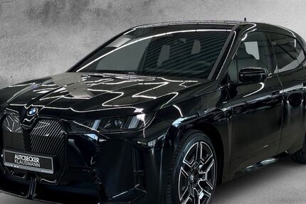 BMW iX 8.000 km 75.990 &euro; Krefeld 47800