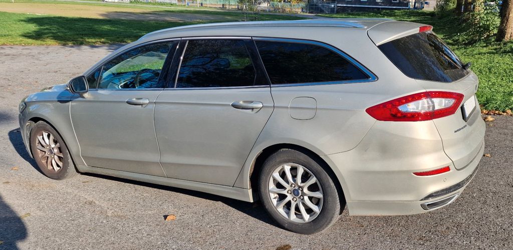 Ford Mondeo 250.000 km 5.950 &euro; Düsseldorf 40591