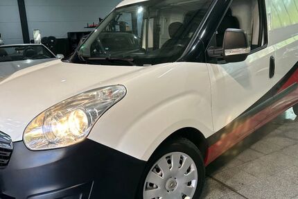 Opel Combo 130.400 km 6.390 &euro; Duisburg 47059