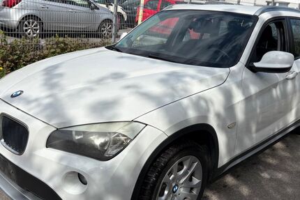 BMW X1 330.000 km 4.950 &euro; Bottrop 46238