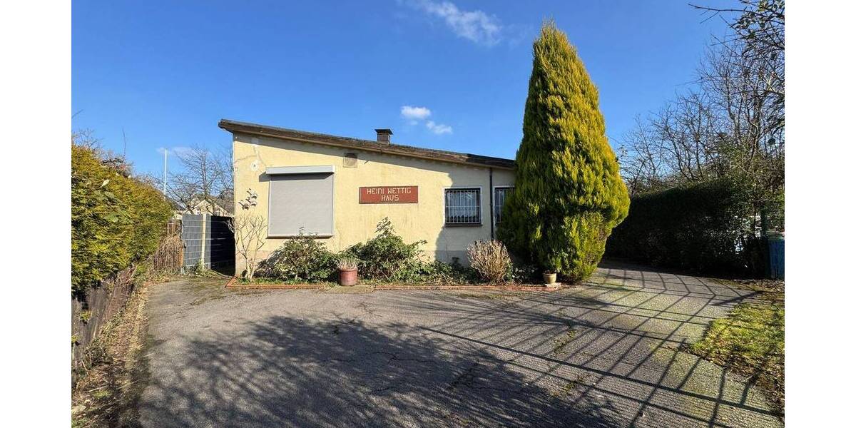 Bungalow Gelsenkirchen Ückendorf - 2 Zimmer, 151 m&sup2;, 150.000&euro; | Angebot:26919864