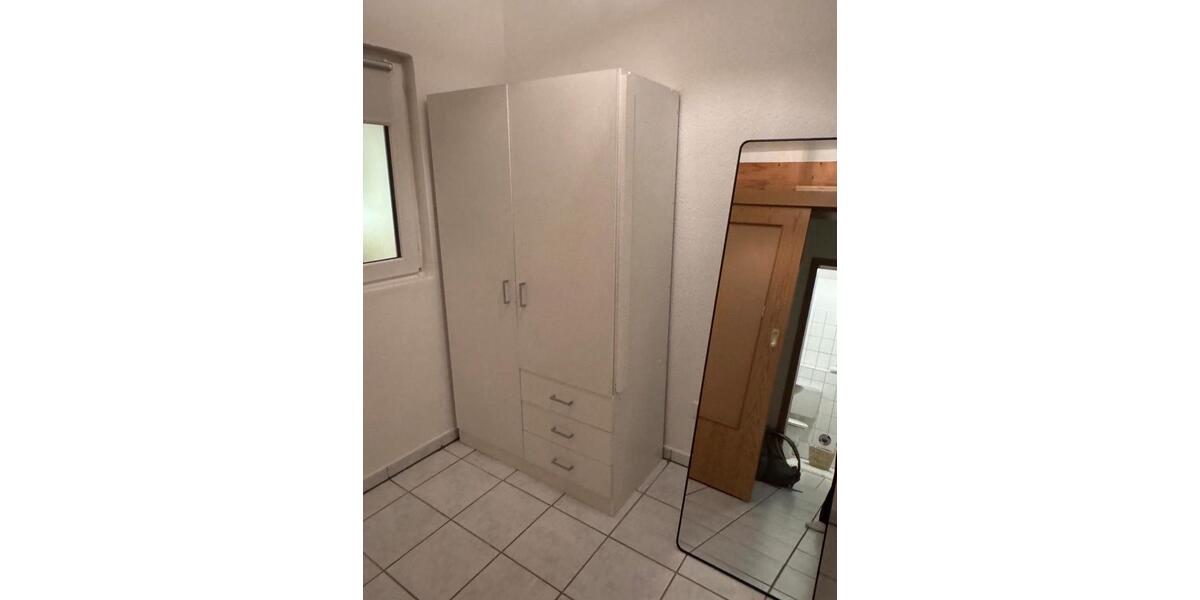 Etagenwohnung Duisburg Huckingen - 1.5 Zimmer, 34 m&sup2;, 690&euro; | Angebot:26690649
