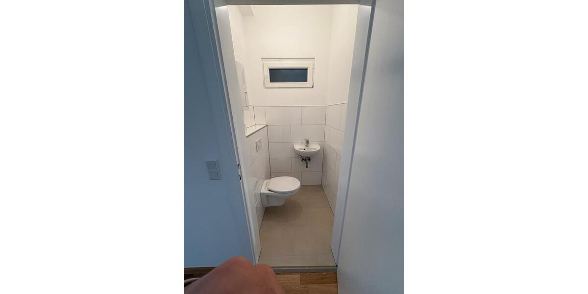 Etagenwohnung Düsseldorf Derendorf - 3 Zimmer, 96 m&sup2;, 1.750&euro; | Angebot:25612873