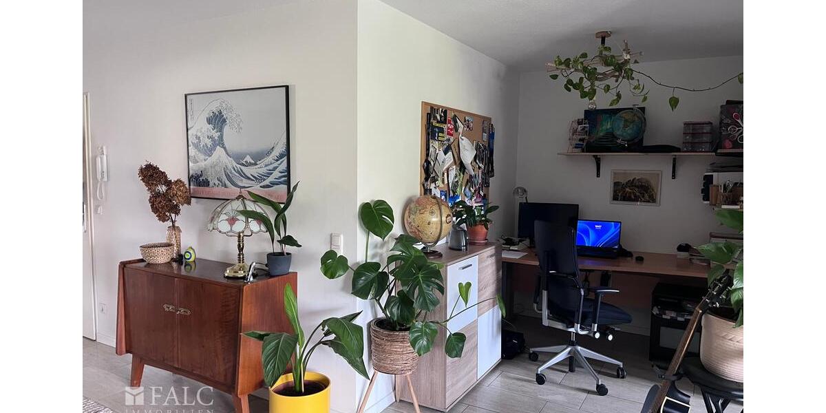 Dachgeschoßwohnung Essen Stadtbezirk IV - 2 Zimmer, 68 m&sup2;, 662&euro; | Angebot:26459075